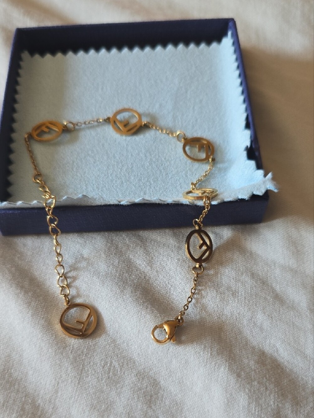 Fendi Symbol Gold Link Bracelet - Picture 3 of 4